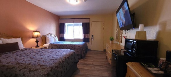 Lakeview Inn image 47